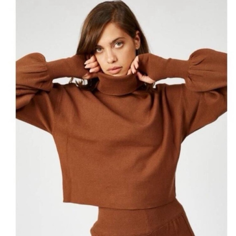 SILK & SALT Cropped Turtleneck boxy fit sweater